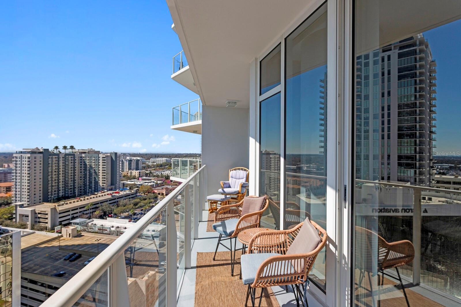 SIGNATURE PLACE CONDO - Residential