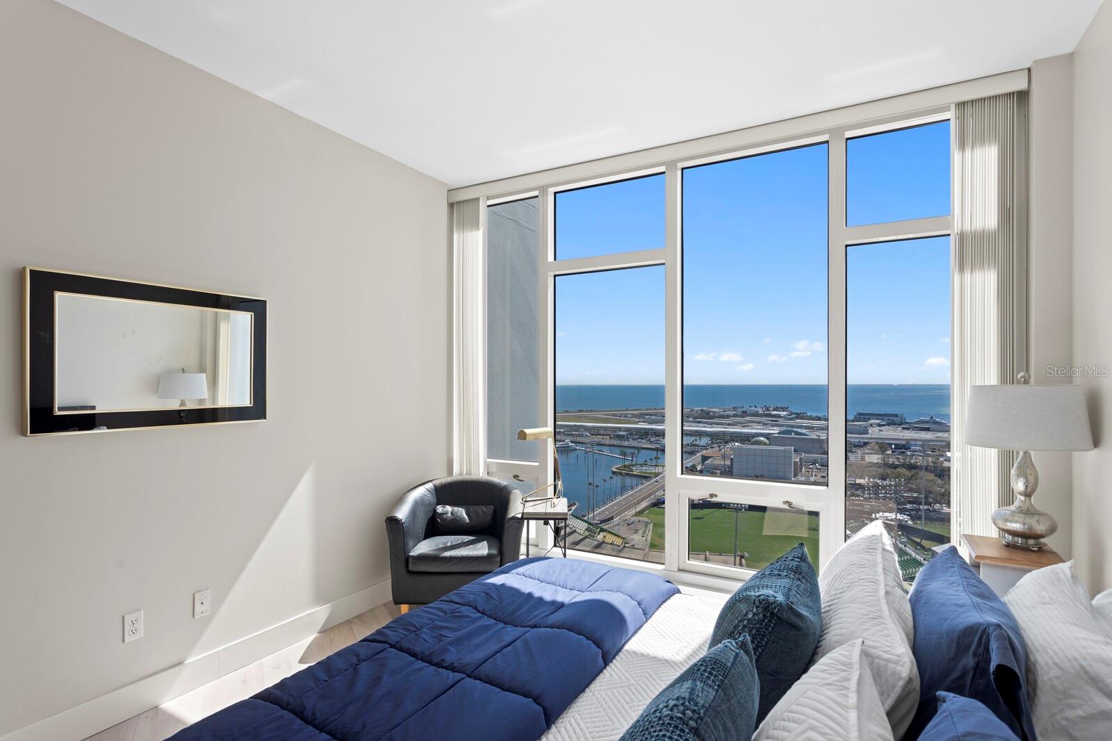 SIGNATURE PLACE CONDO - Residential