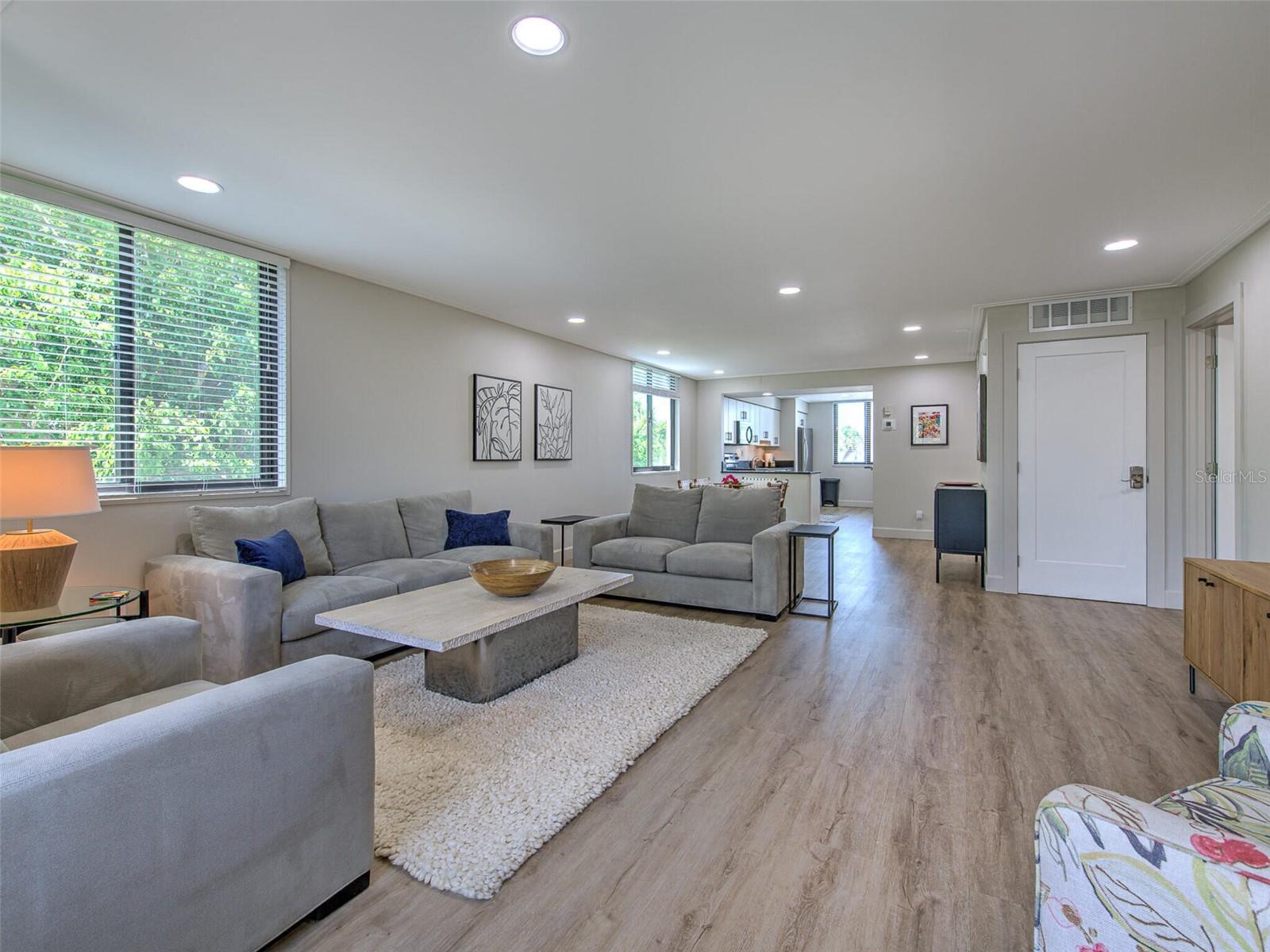 BAYPORT BCH & TEN PH D - Residential Lease