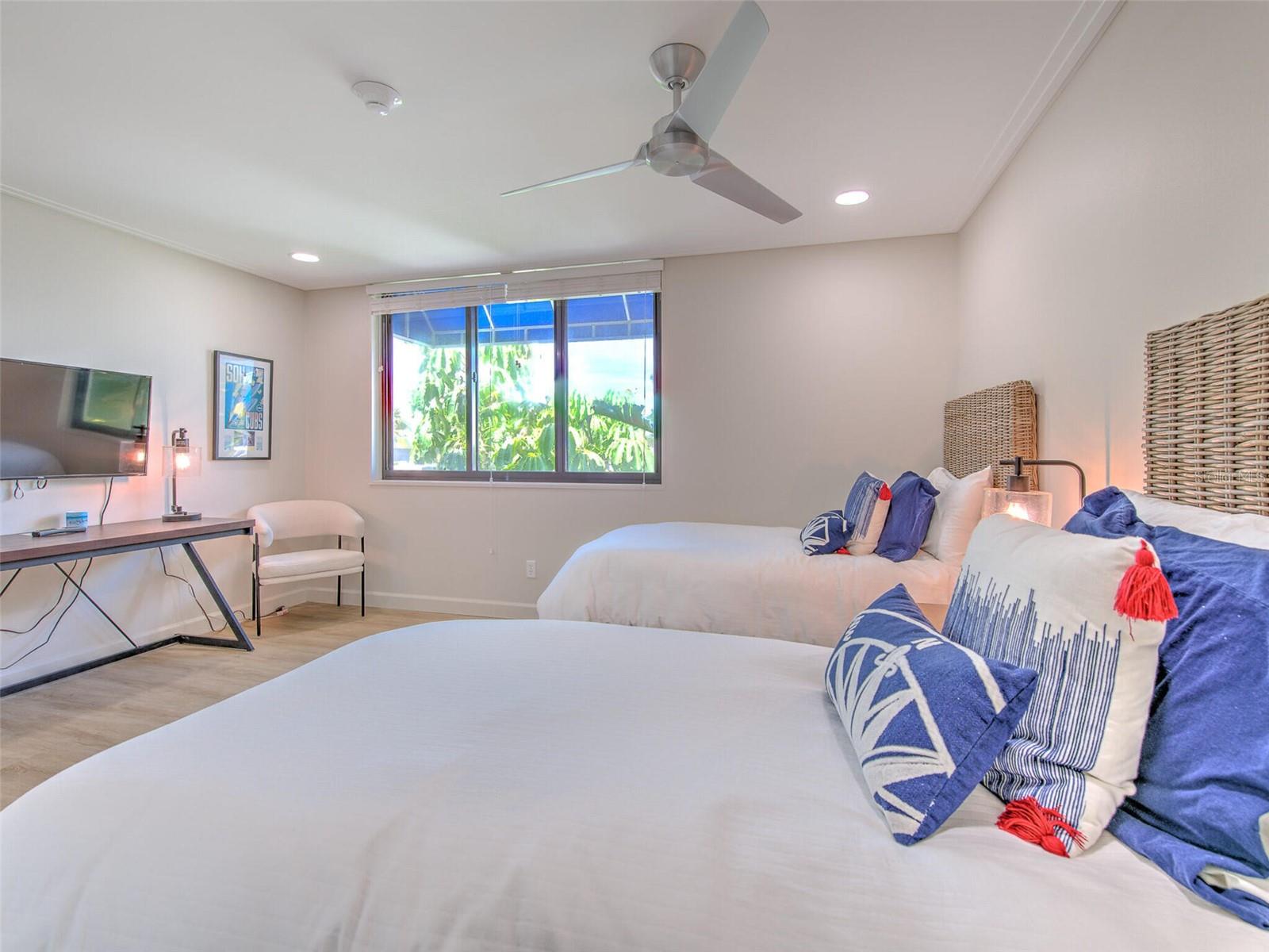 BAYPORT BCH & TEN PH D - Residential Lease