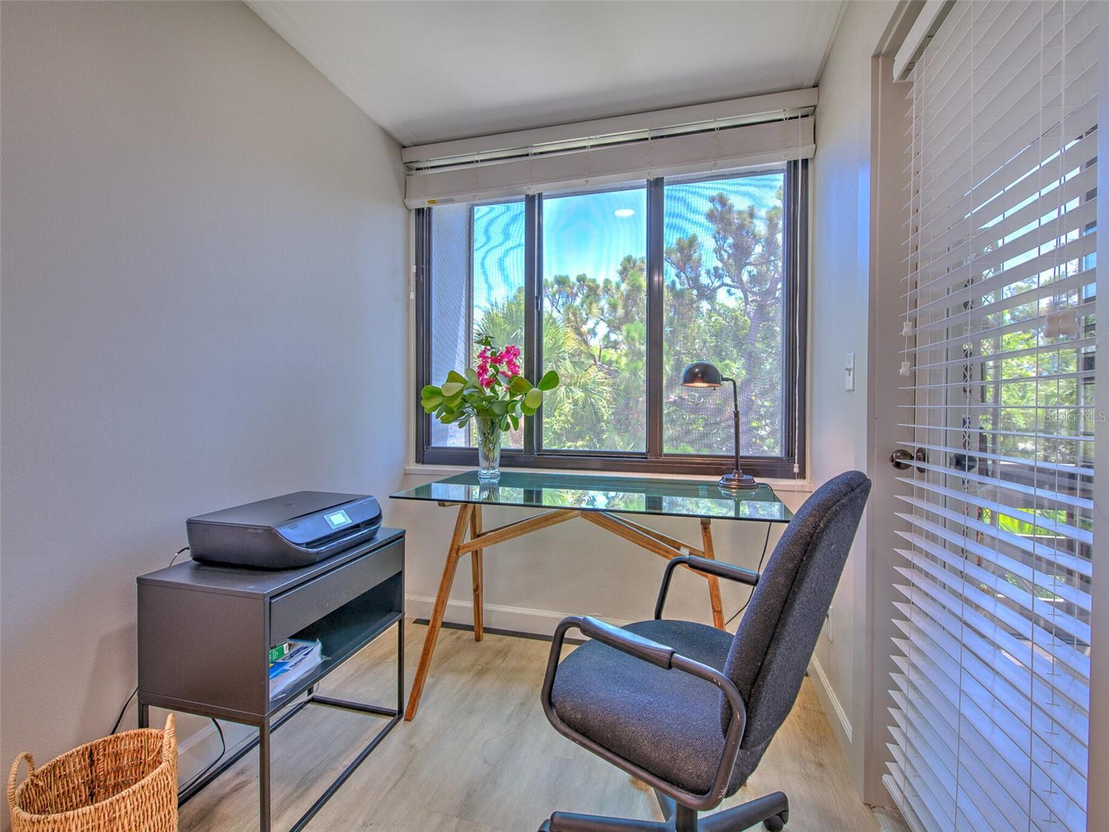 BAYPORT BCH & TEN PH D - Residential Lease