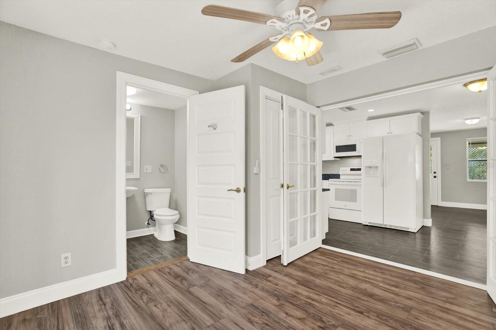 ORANGE LAKE VILLAGE - Residential