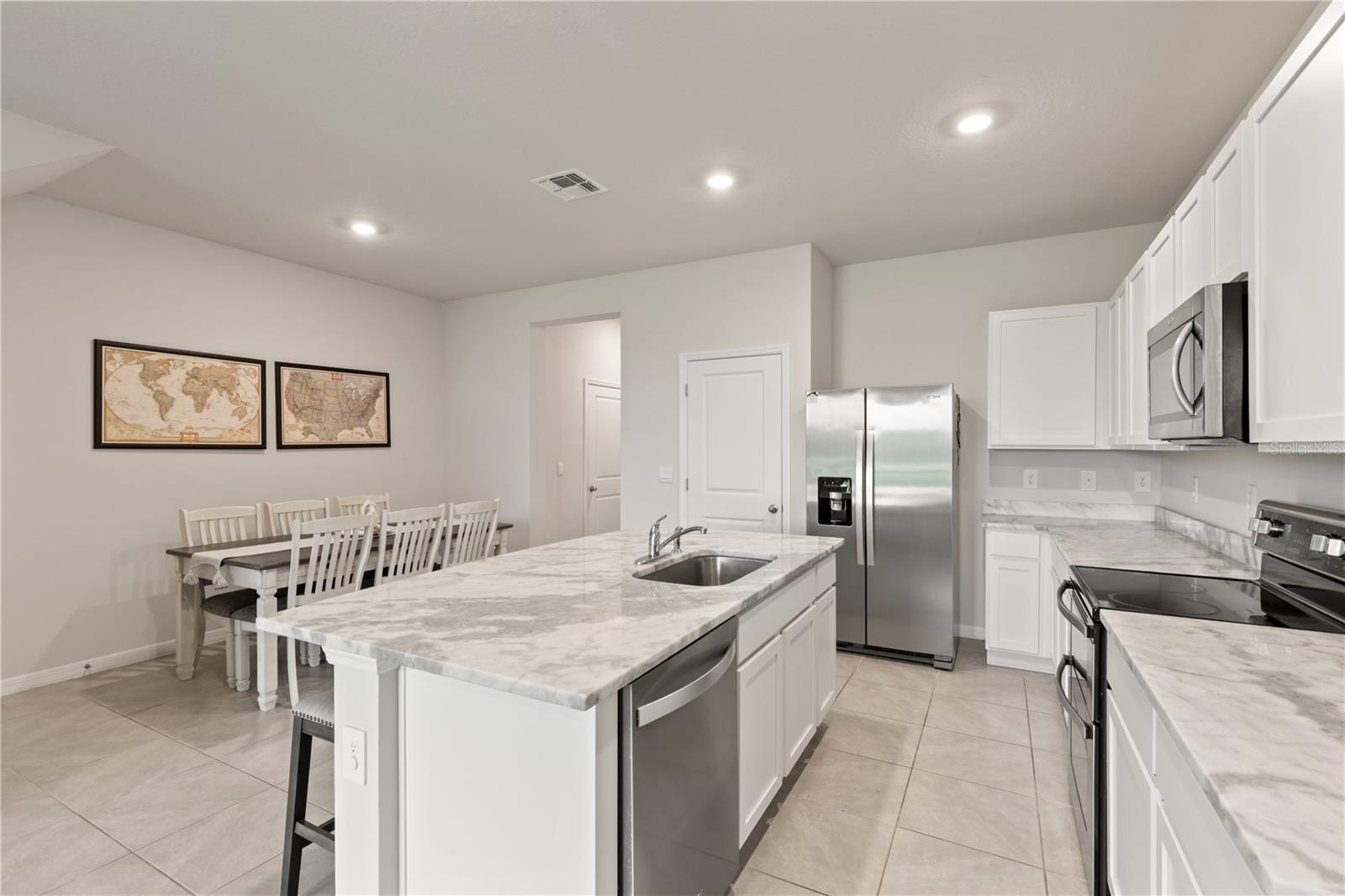 17620 CRESCENT MOON LOOP