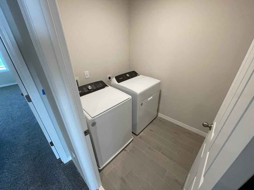 UNION SQUARE - Residential Lease