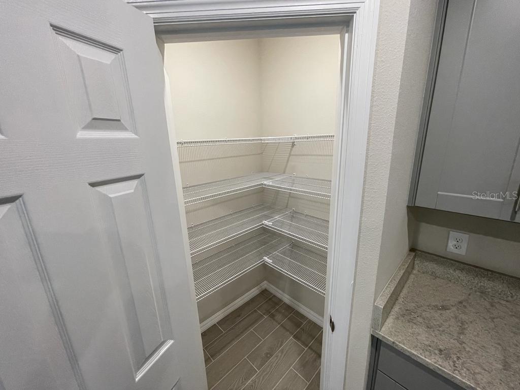 UNION SQUARE - Residential Lease