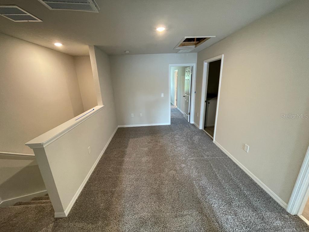 UNION SQUARE - Residential Lease