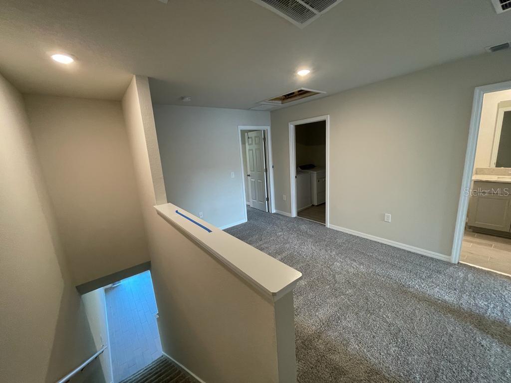 UNION SQUARE - Residential Lease