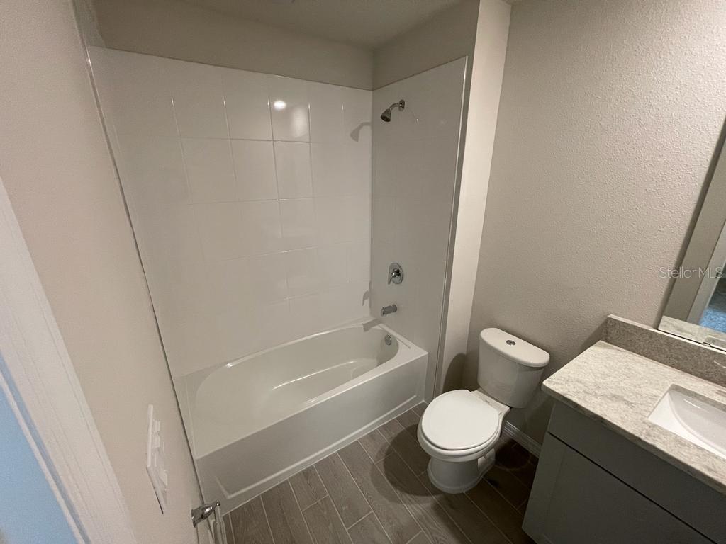 UNION SQUARE - Residential Lease