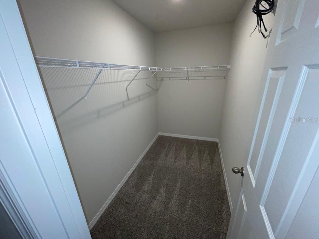 UNION SQUARE - Residential Lease