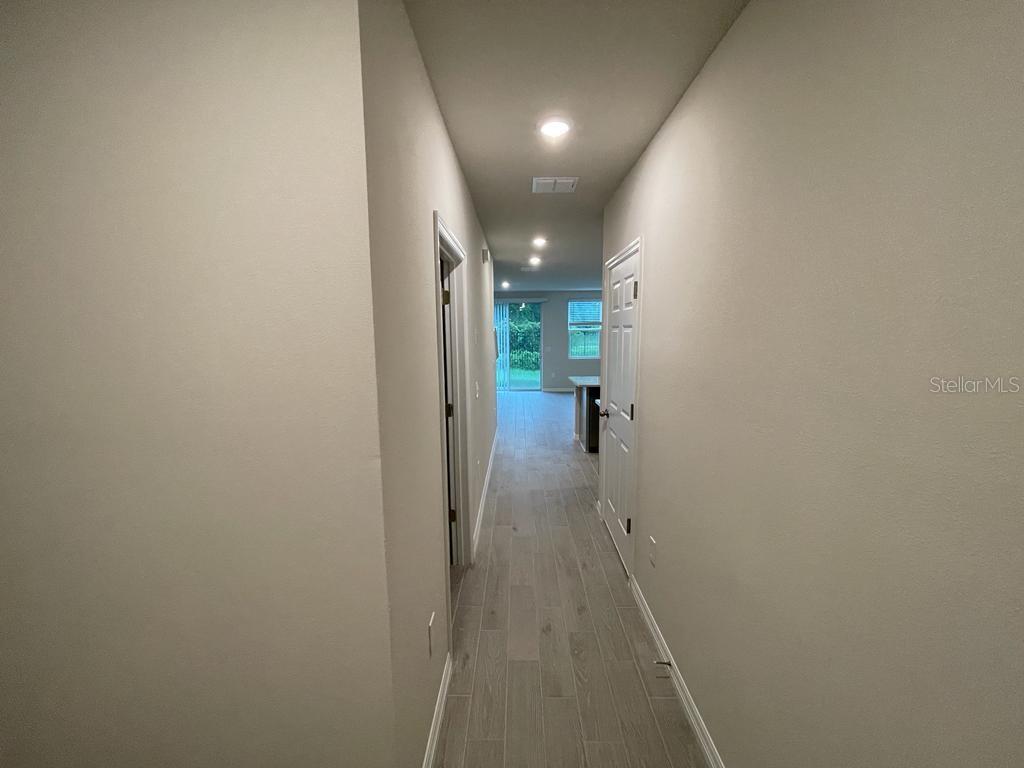 UNION SQUARE - Residential Lease