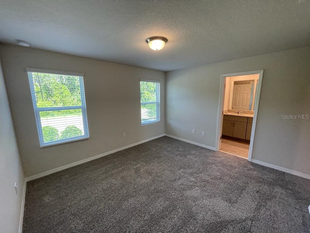 UNION SQUARE - Residential Lease