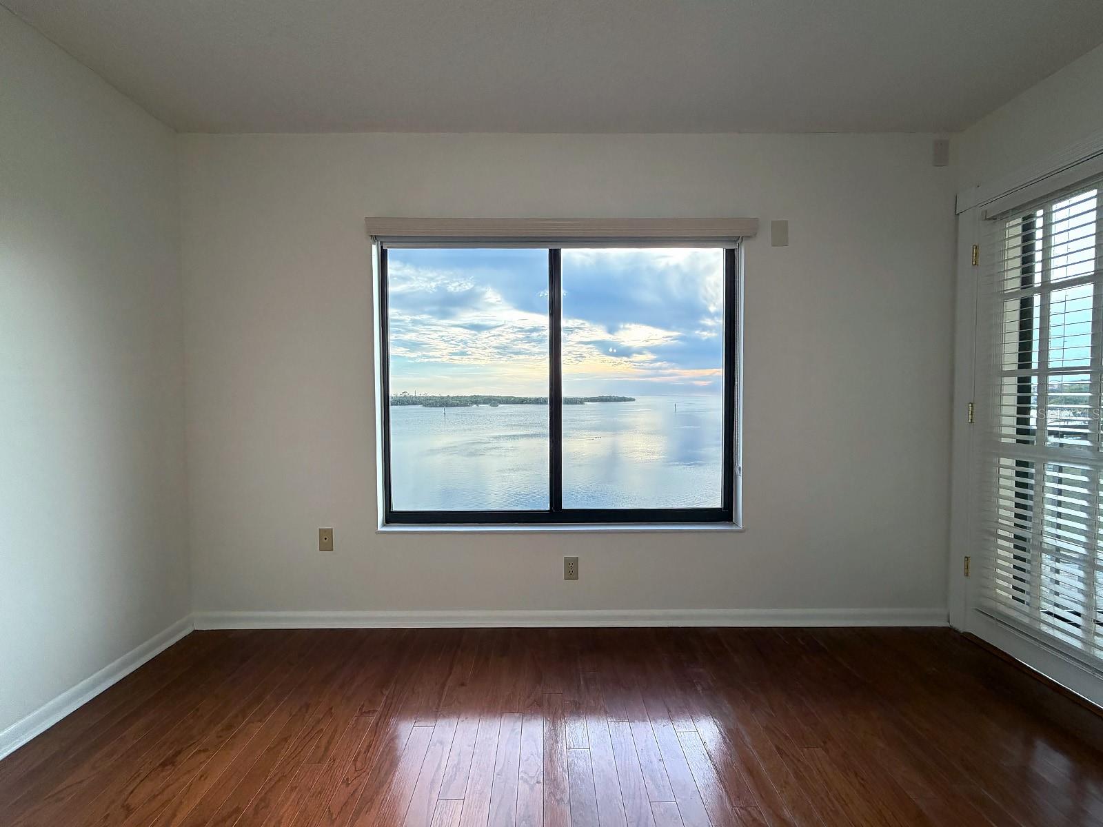 SAND PEBBLE POINTE CONDO 03 - Residential