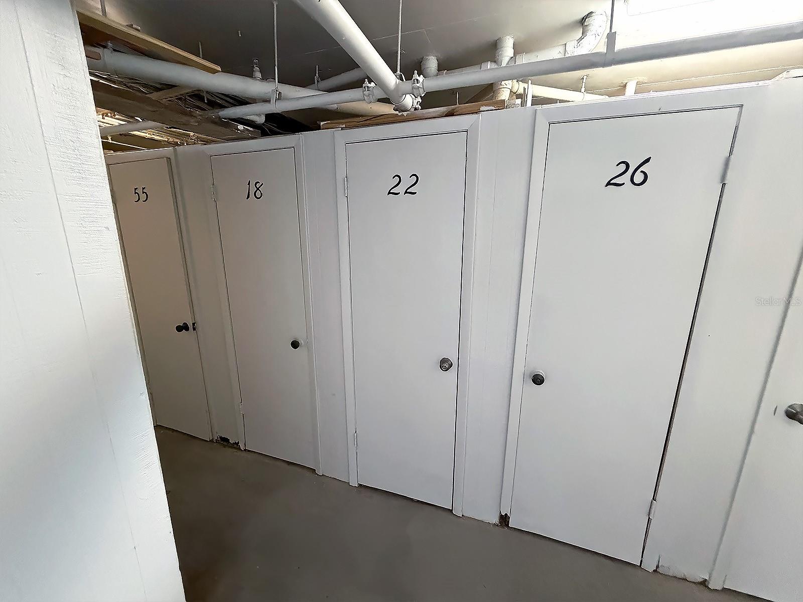 SAND PEBBLE POINTE CONDO 03 - Residential