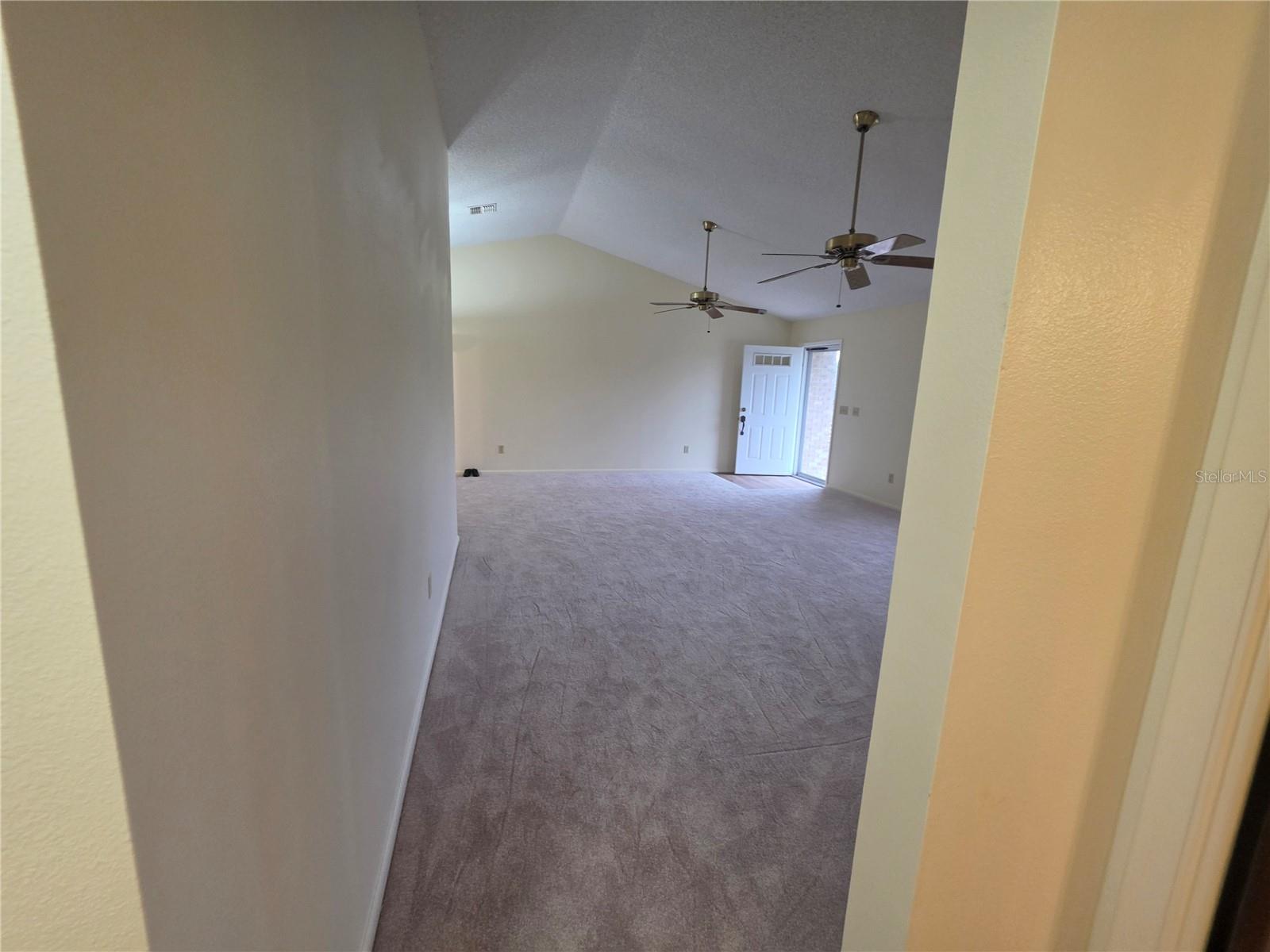 DELTONA LAKES UNIT 03 - Residential