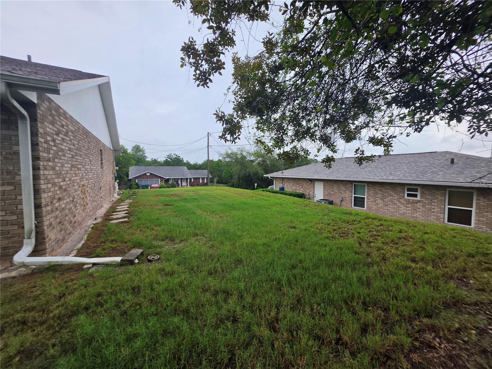 DELTONA LAKES UNIT 03 - Residential