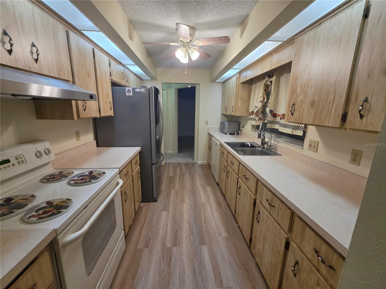 DELTONA LAKES UNIT 03 - Residential