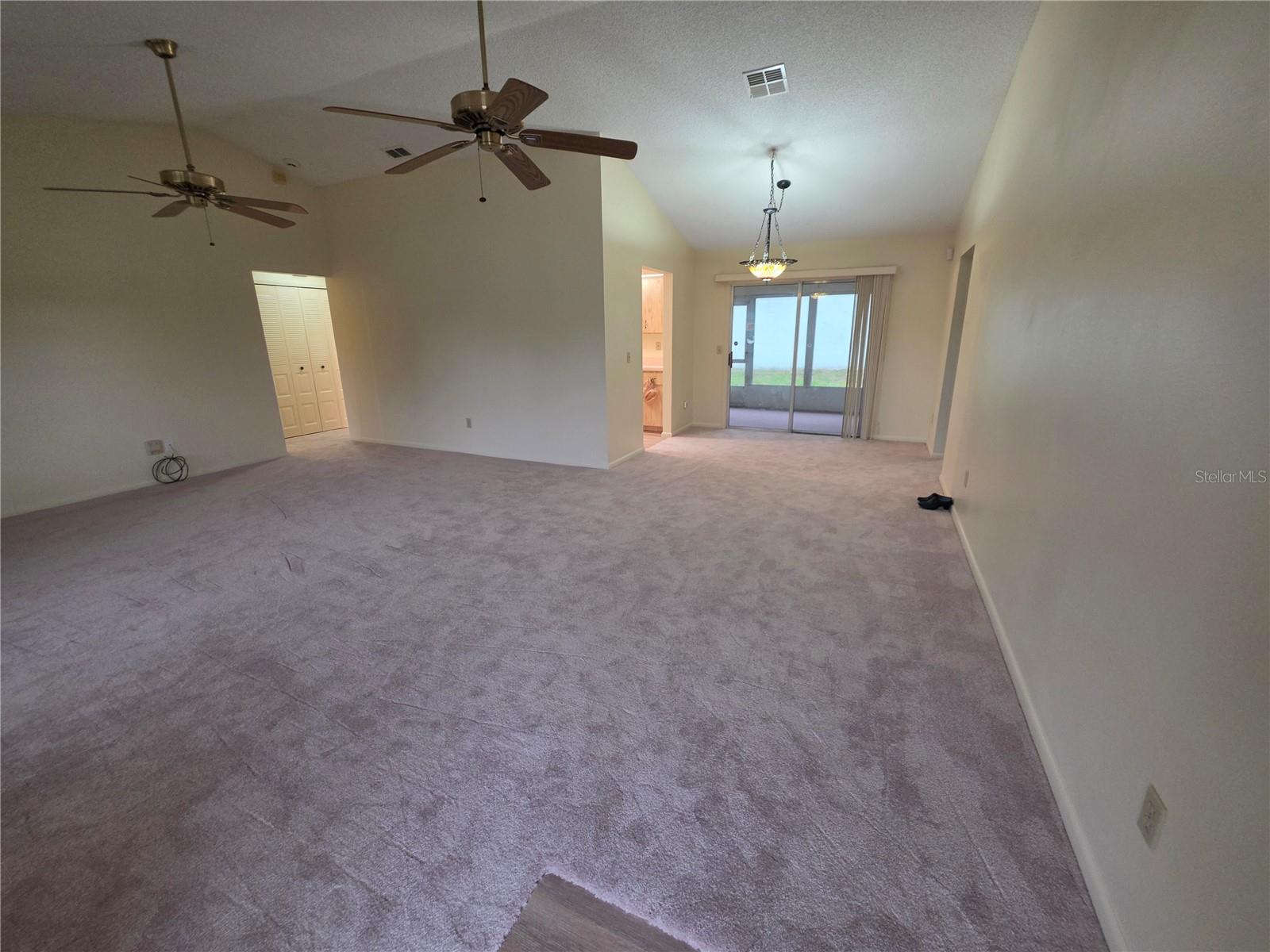 DELTONA LAKES UNIT 03 - Residential