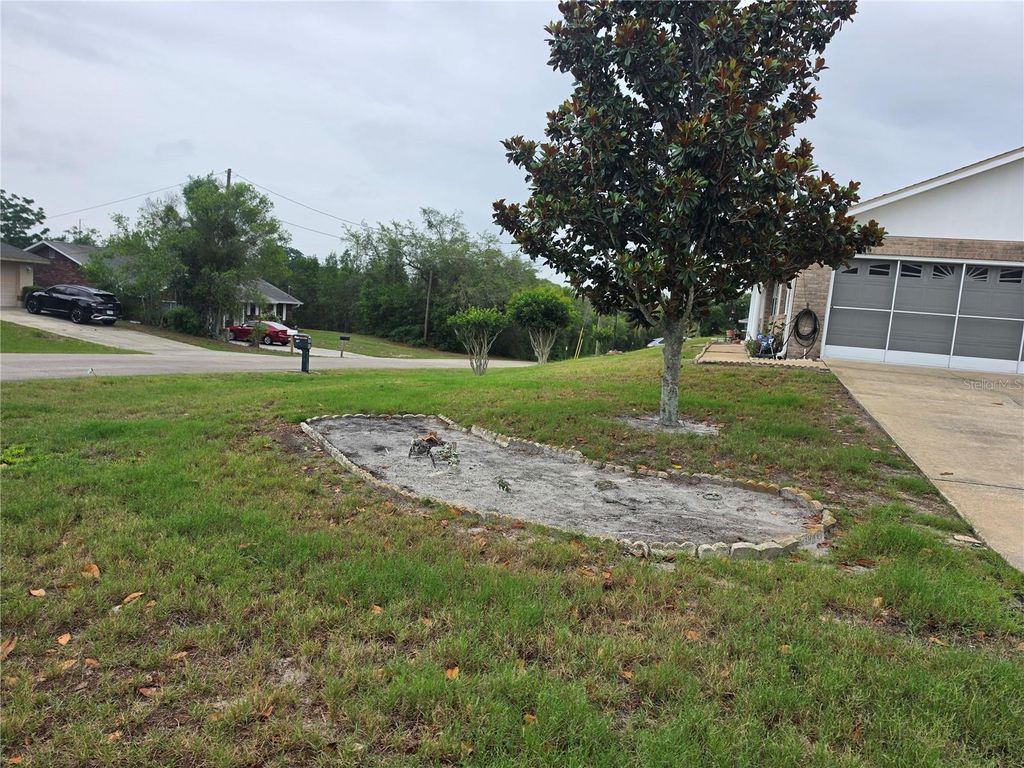 Photo of 1732 Topaz Terrace, Deltona, FL 32725 (MLS # V4949137)