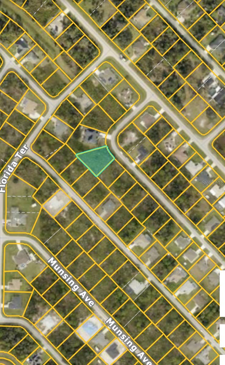 PORT CHARLOTTE SUB 14 - Land