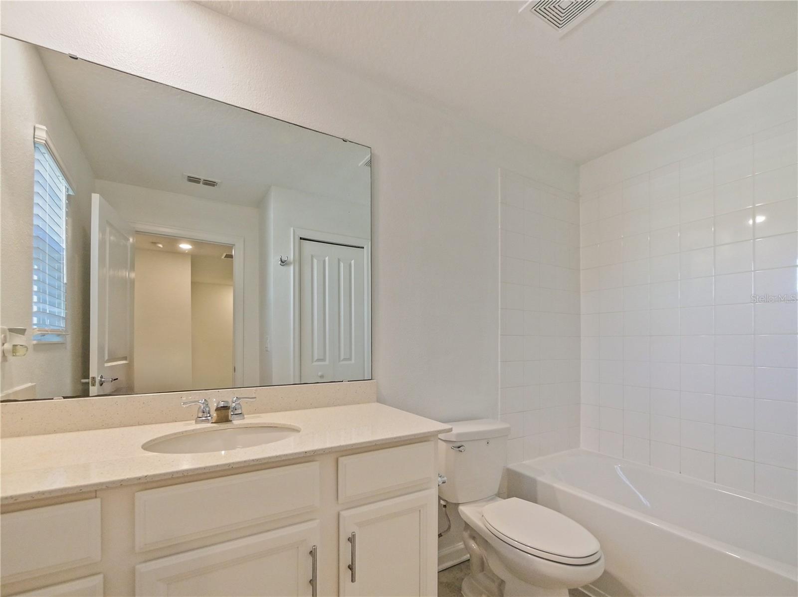 CRYSTAL CRK/ORLANDO PH 8 - Residential Lease