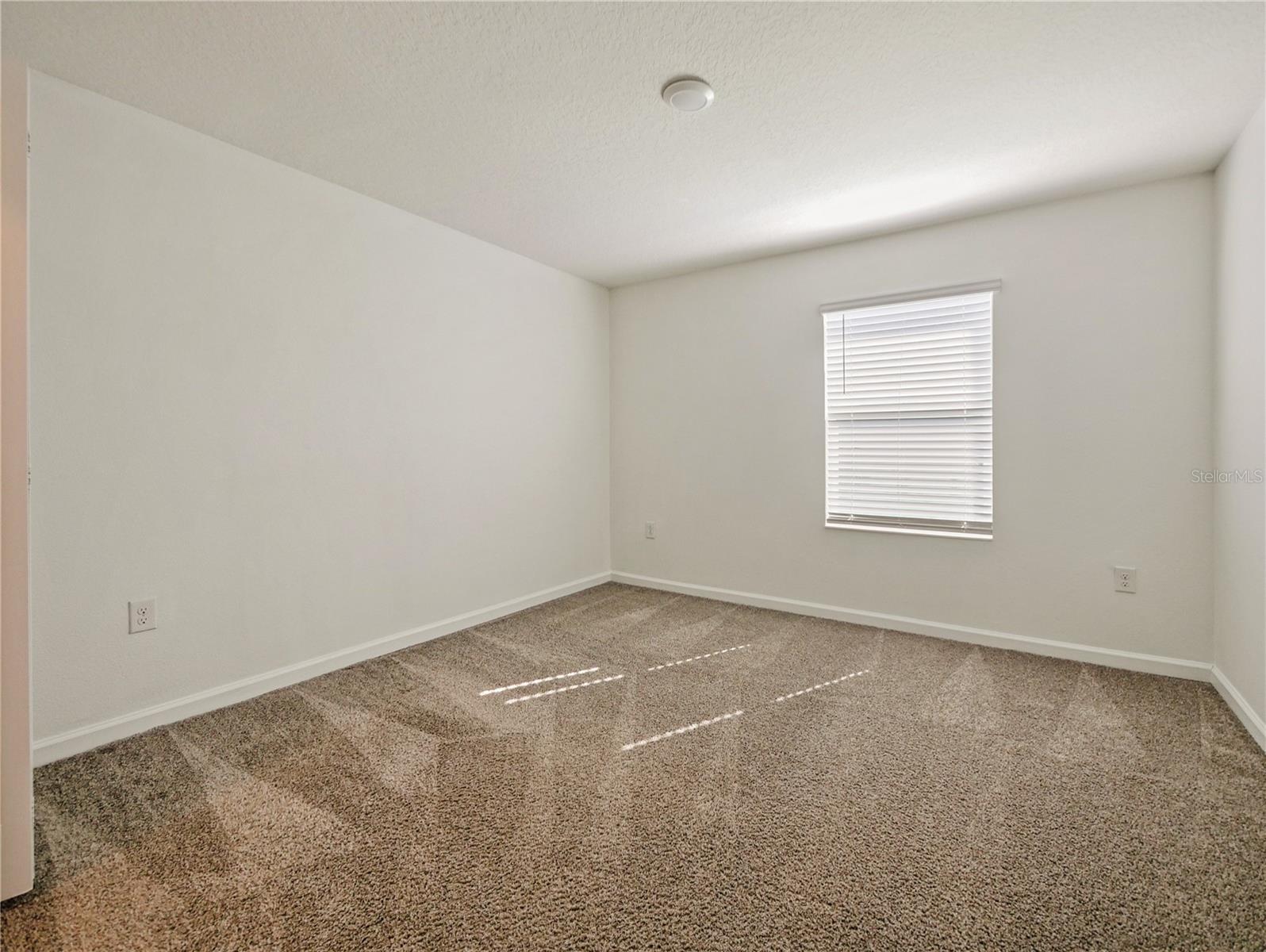 CRYSTAL CRK/ORLANDO PH 8 - Residential Lease