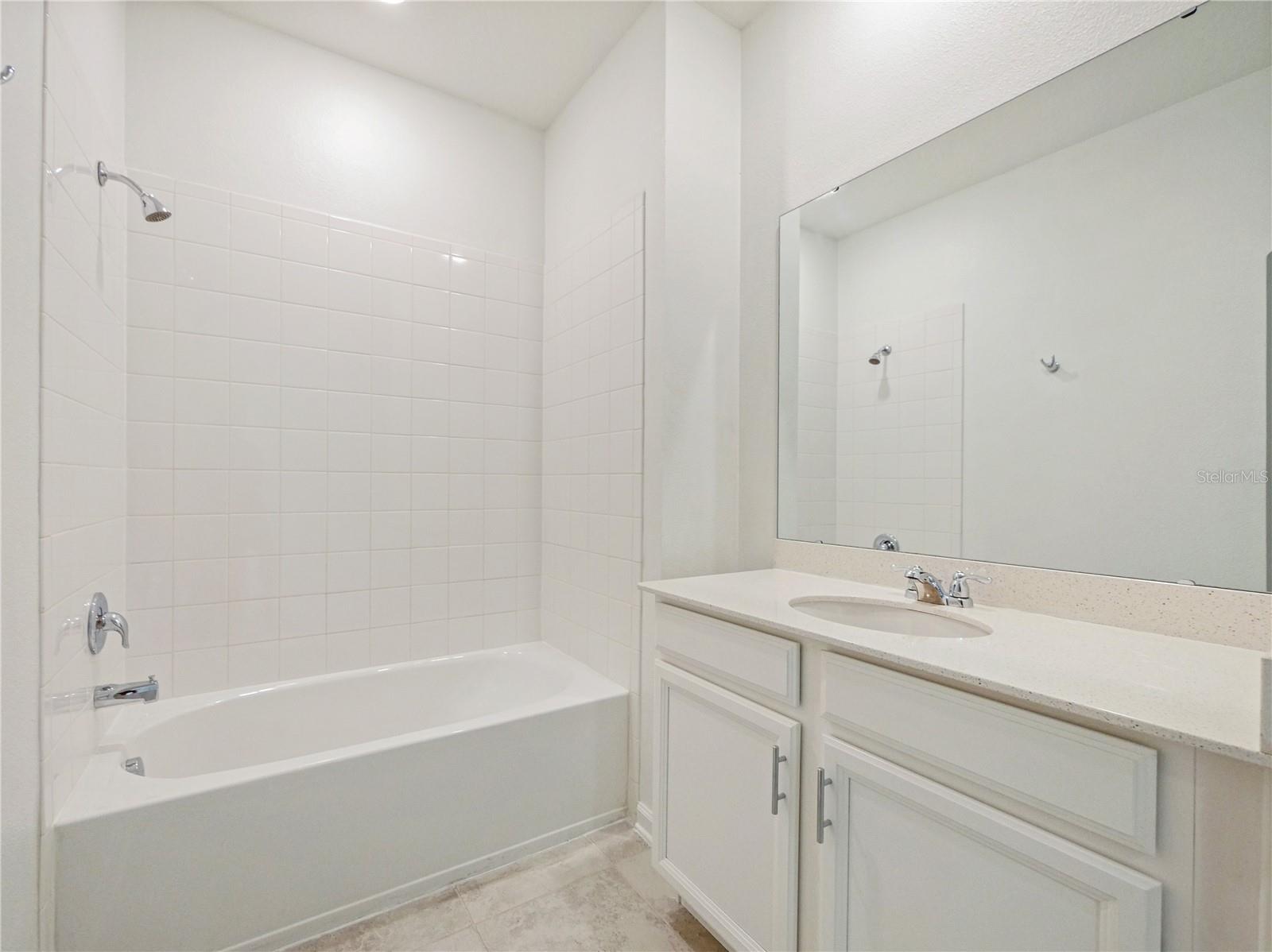 CRYSTAL CRK/ORLANDO PH 8 - Residential Lease