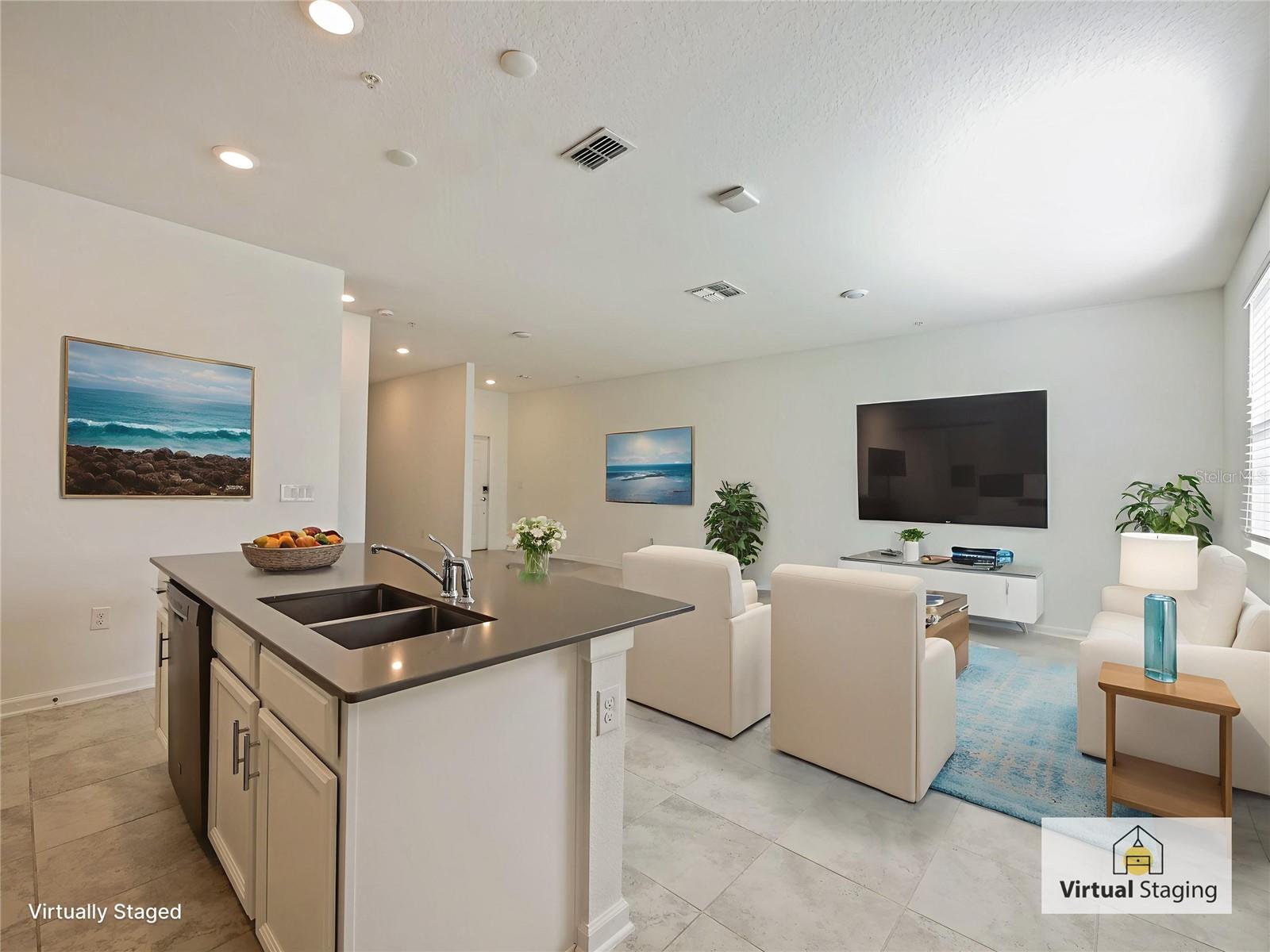 CRYSTAL CRK/ORLANDO PH 8 - Residential Lease