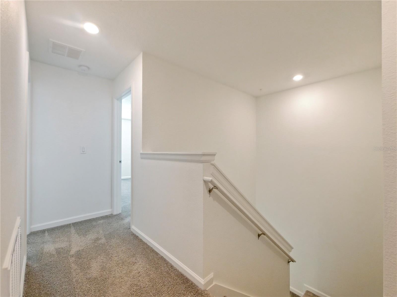 CRYSTAL CRK/ORLANDO PH 8 - Residential Lease
