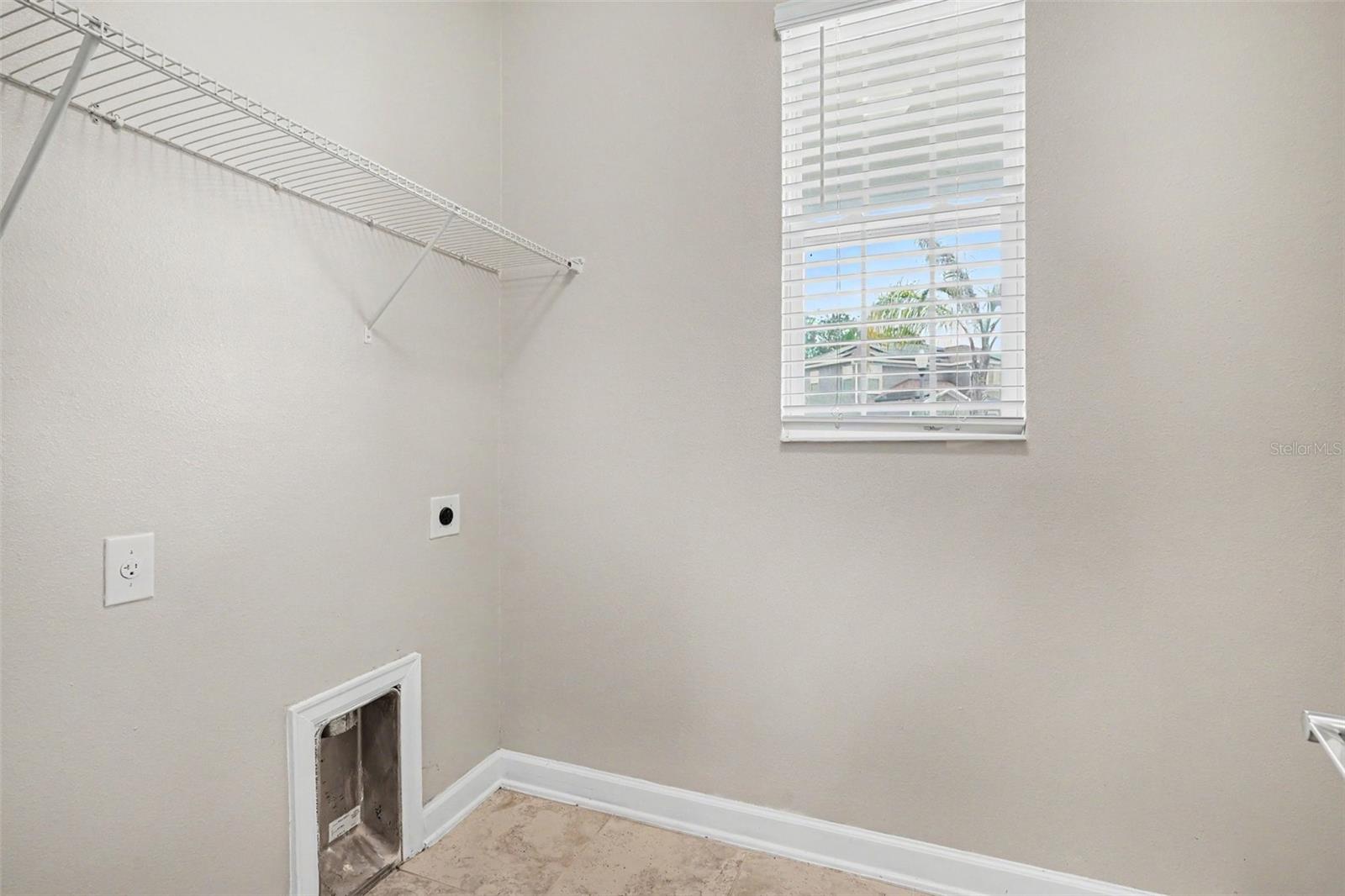 DRAYTON-PRESTON WOODS/PROVIDEN - Residential