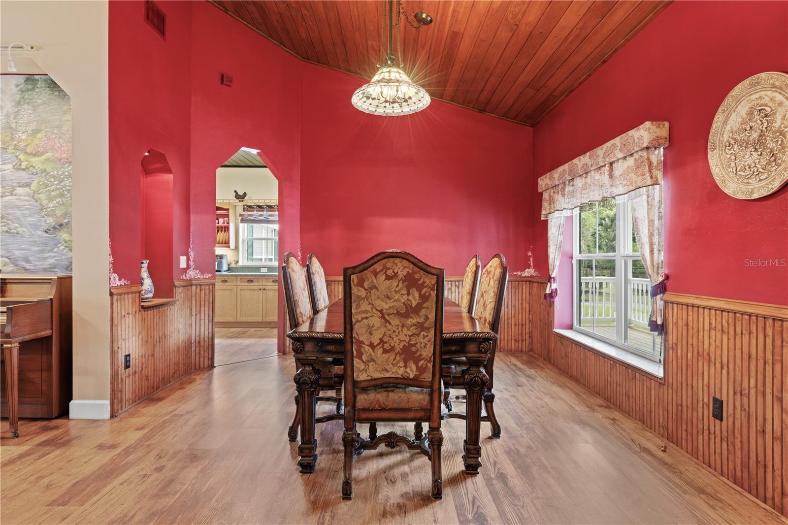 FLORIDA GROVES COMPANYS FIRST ADD TO BLACK HAMMOCK - Residential