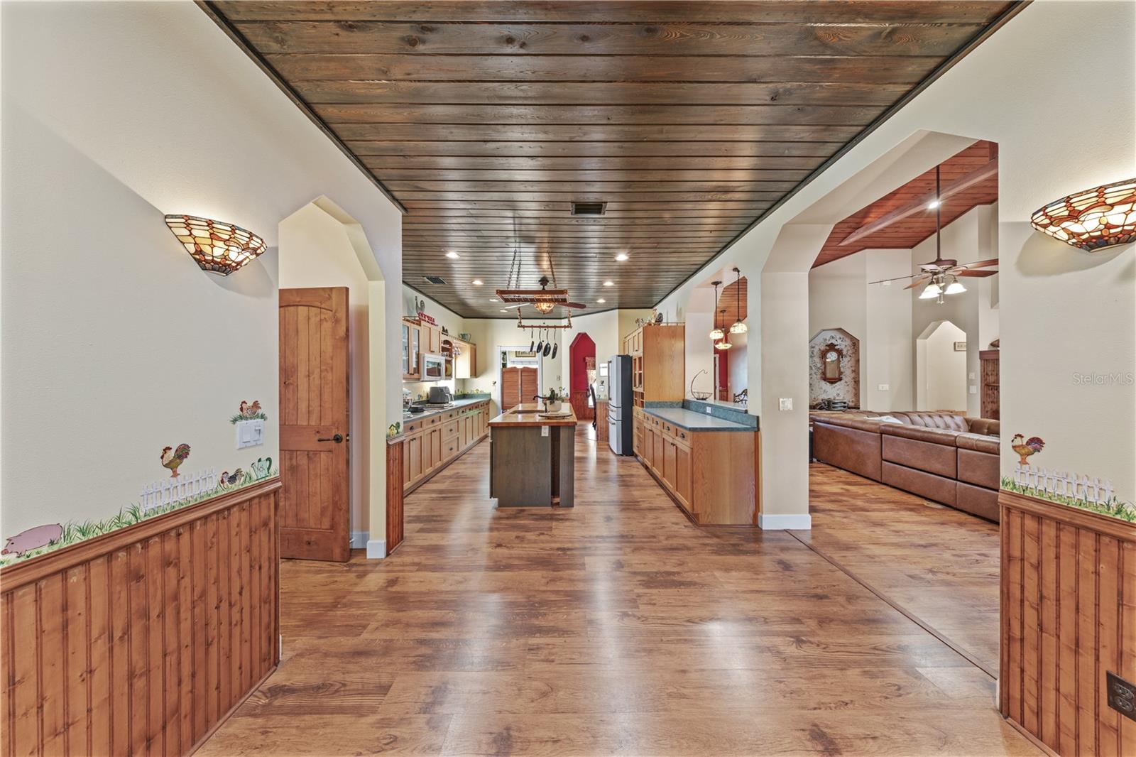 FLORIDA GROVES COMPANYS FIRST ADD TO BLACK HAMMOCK - Residential