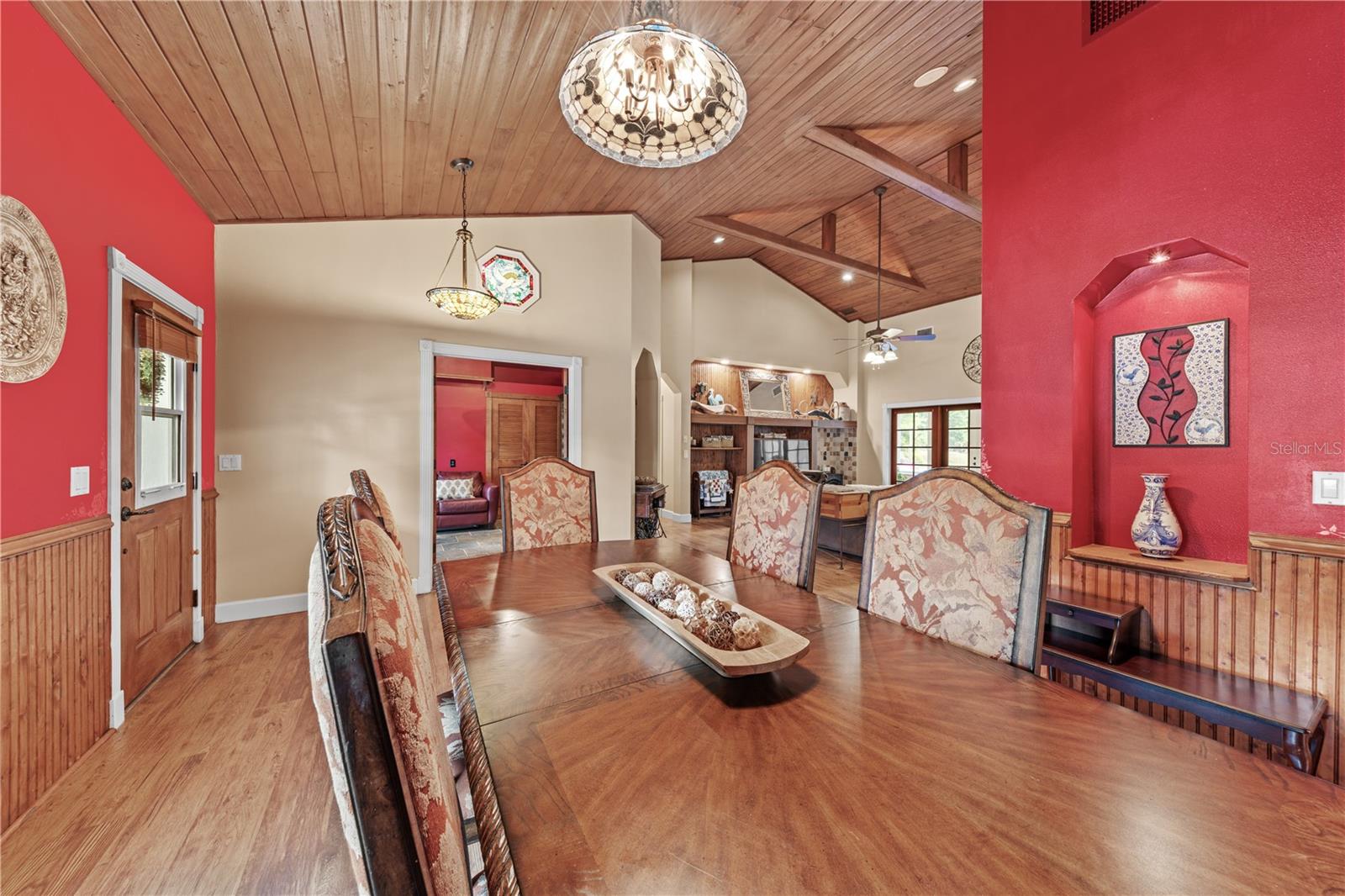 FLORIDA GROVES COMPANYS FIRST ADD TO BLACK HAMMOCK - Residential