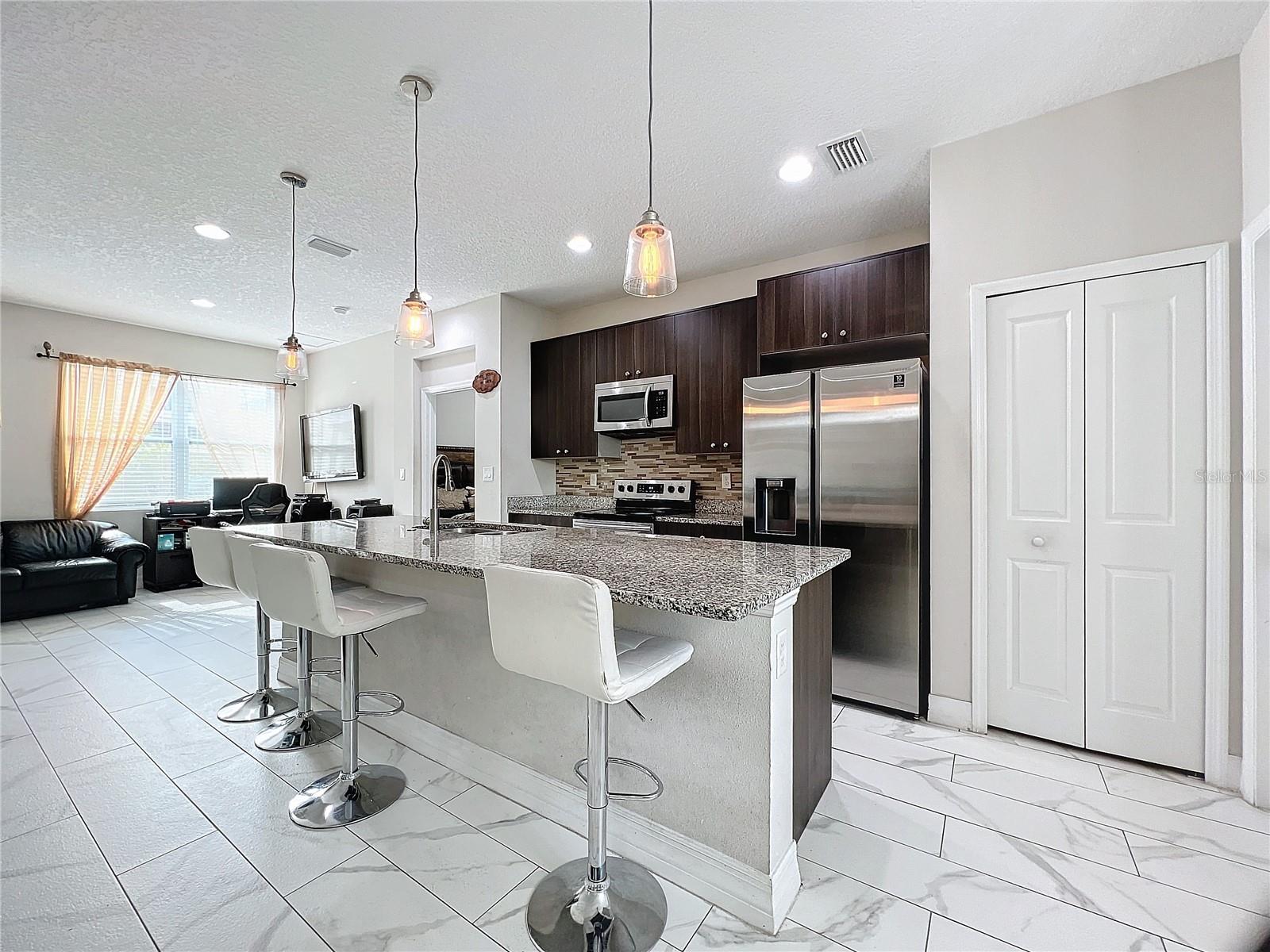 320 ANCHOVIE COURT