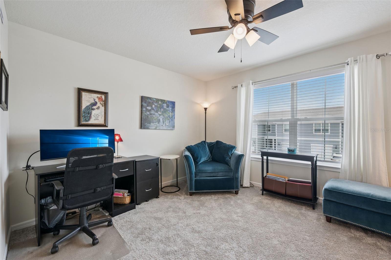 GRAYSON SQUARE - Residential