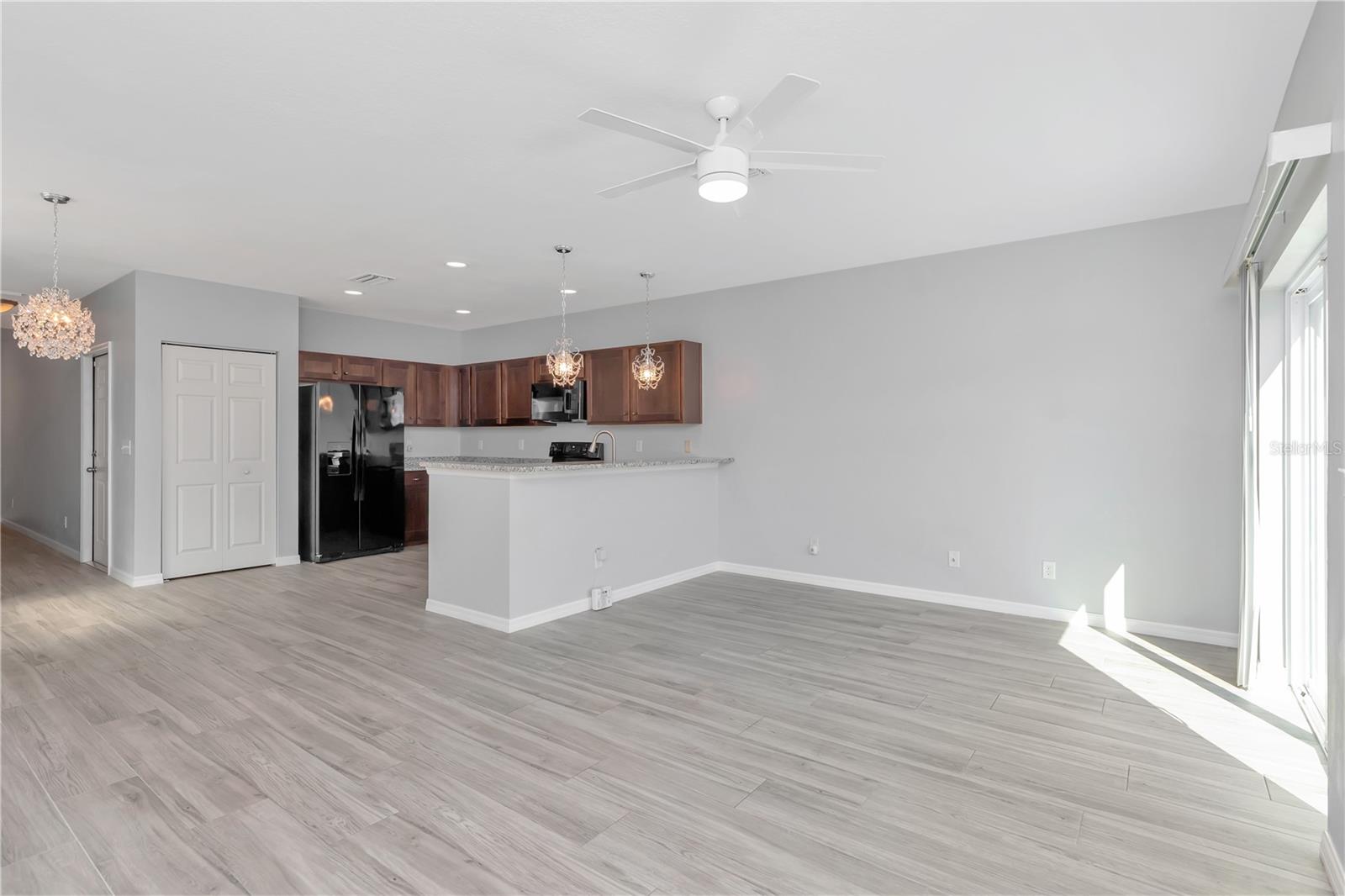 CORTEZ LANDINGS - Residential