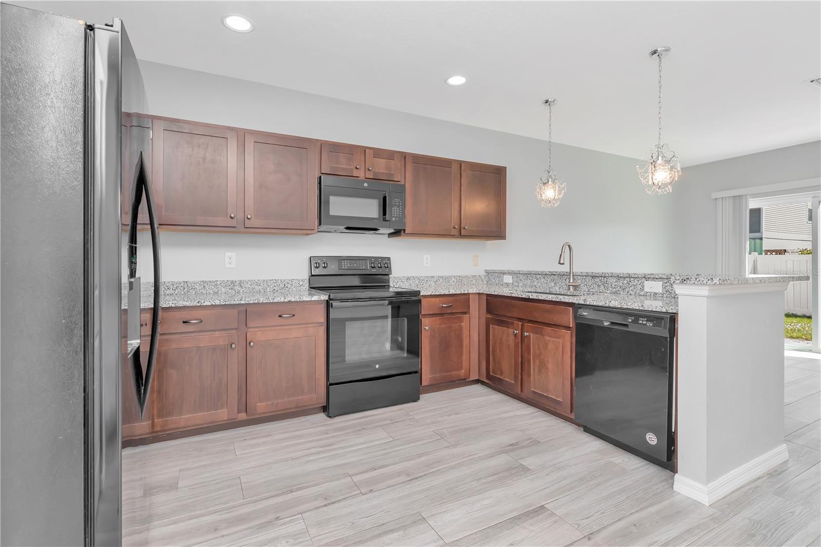 CORTEZ LANDINGS - Residential