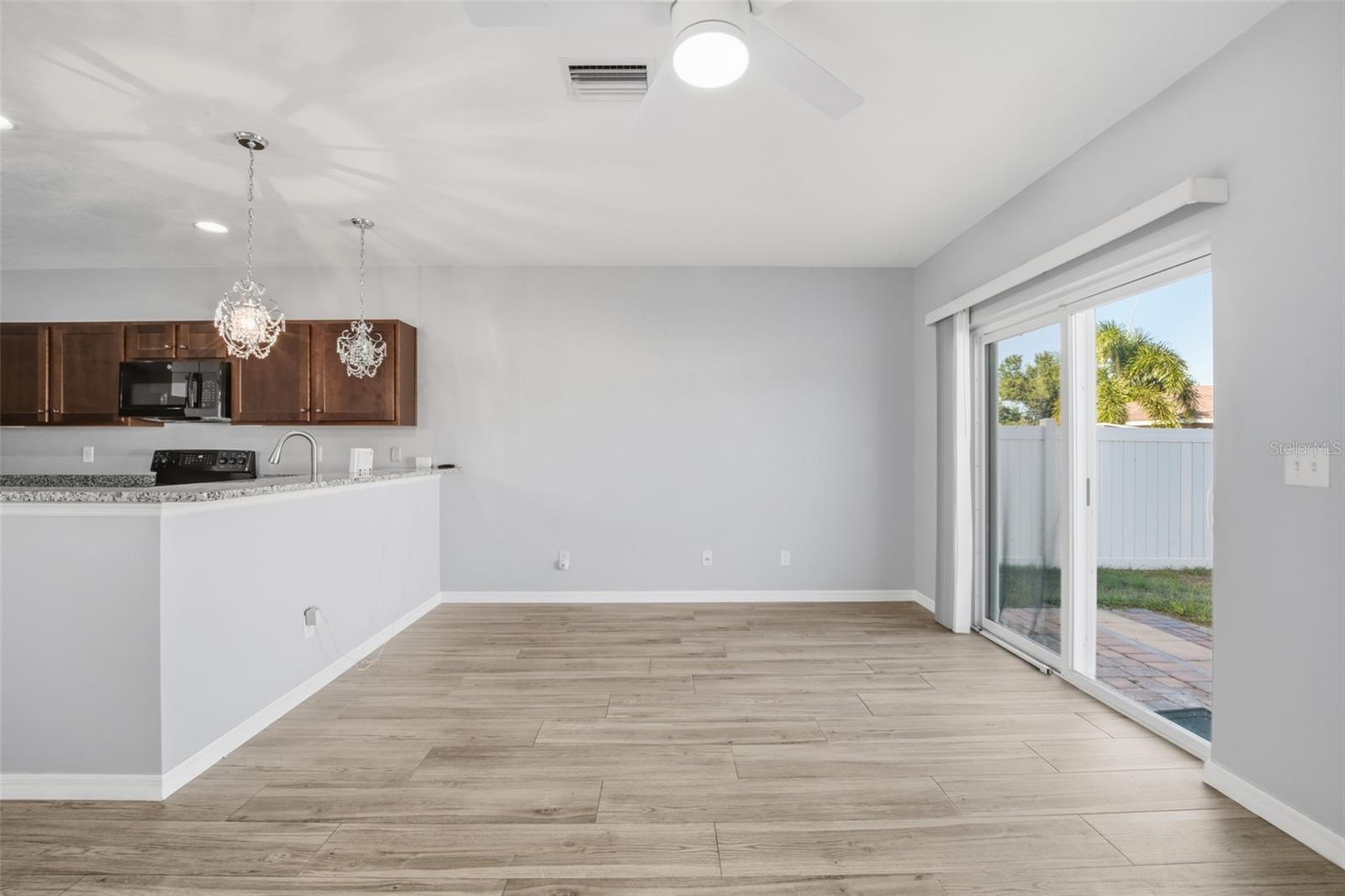 CORTEZ LANDINGS - Residential