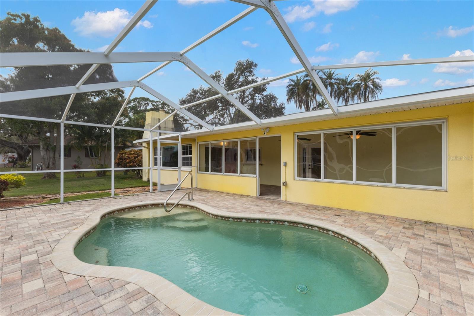 DEL ORO HEIGHTS - Residential