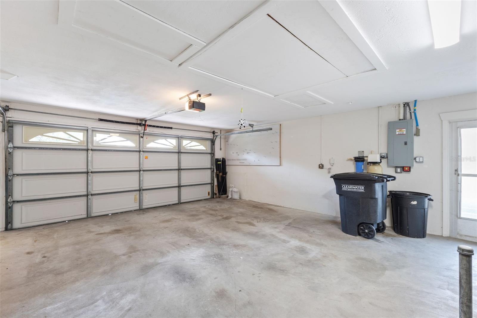 DEL ORO HEIGHTS - Residential