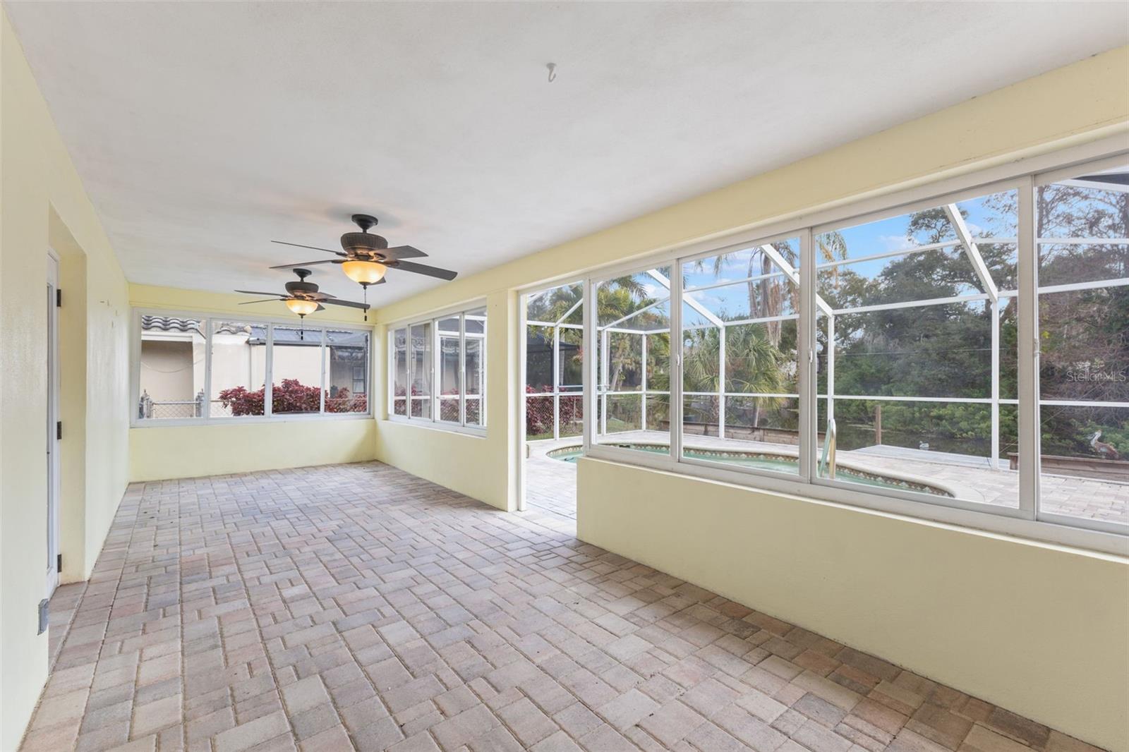 DEL ORO HEIGHTS - Residential