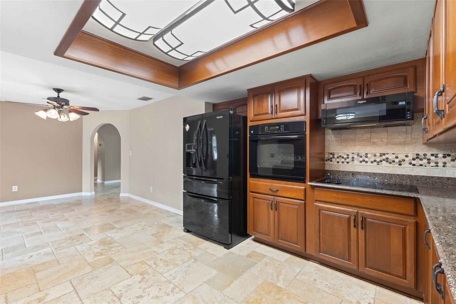 DEL ORO HEIGHTS - Residential