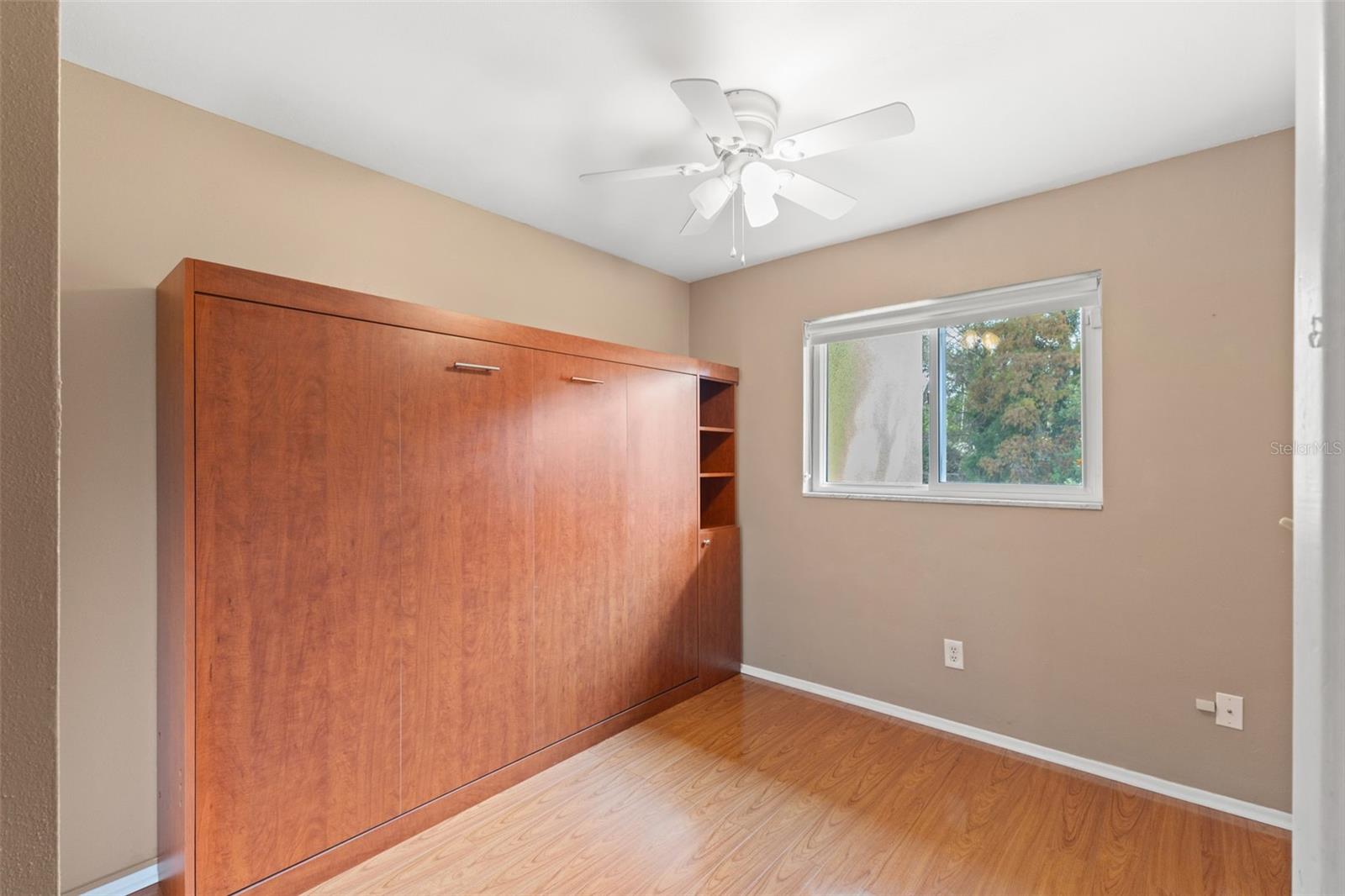 DEL ORO HEIGHTS - Residential