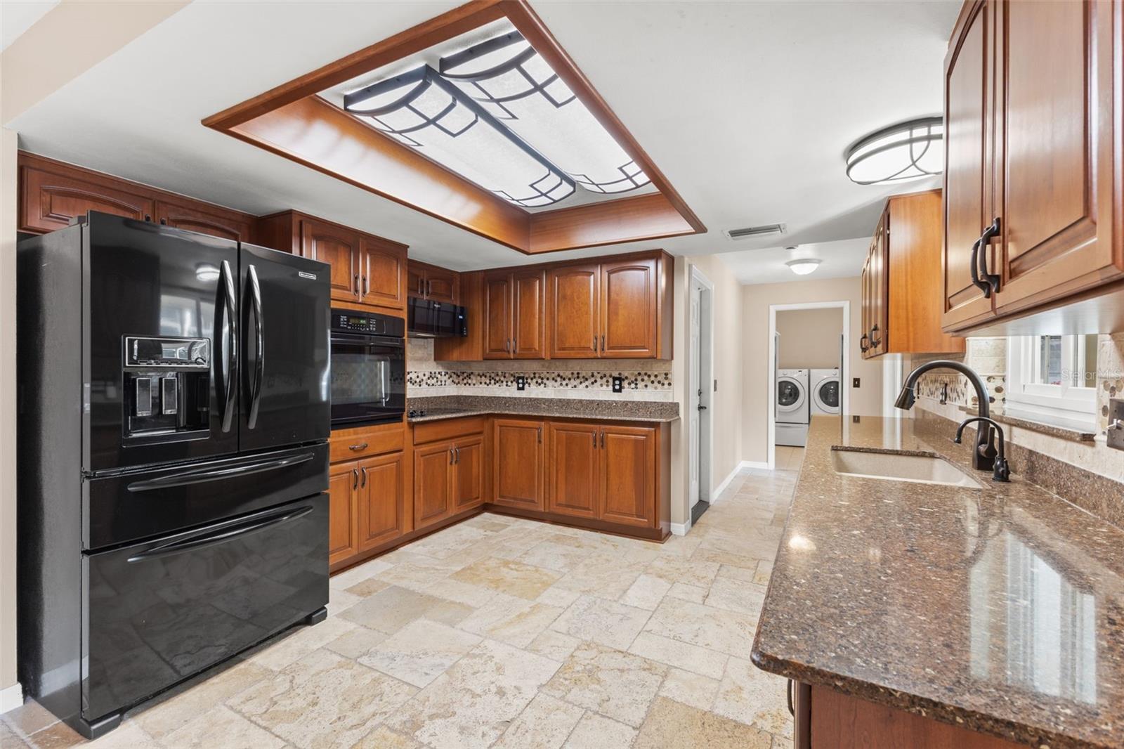 DEL ORO HEIGHTS - Residential