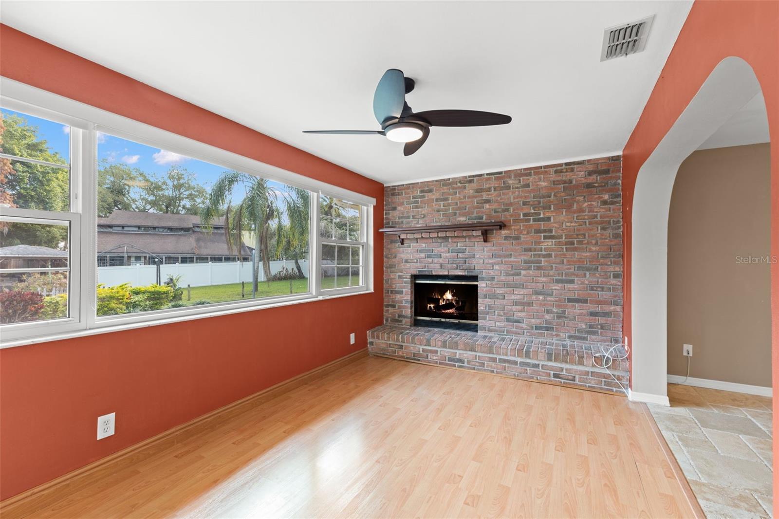 DEL ORO HEIGHTS - Residential