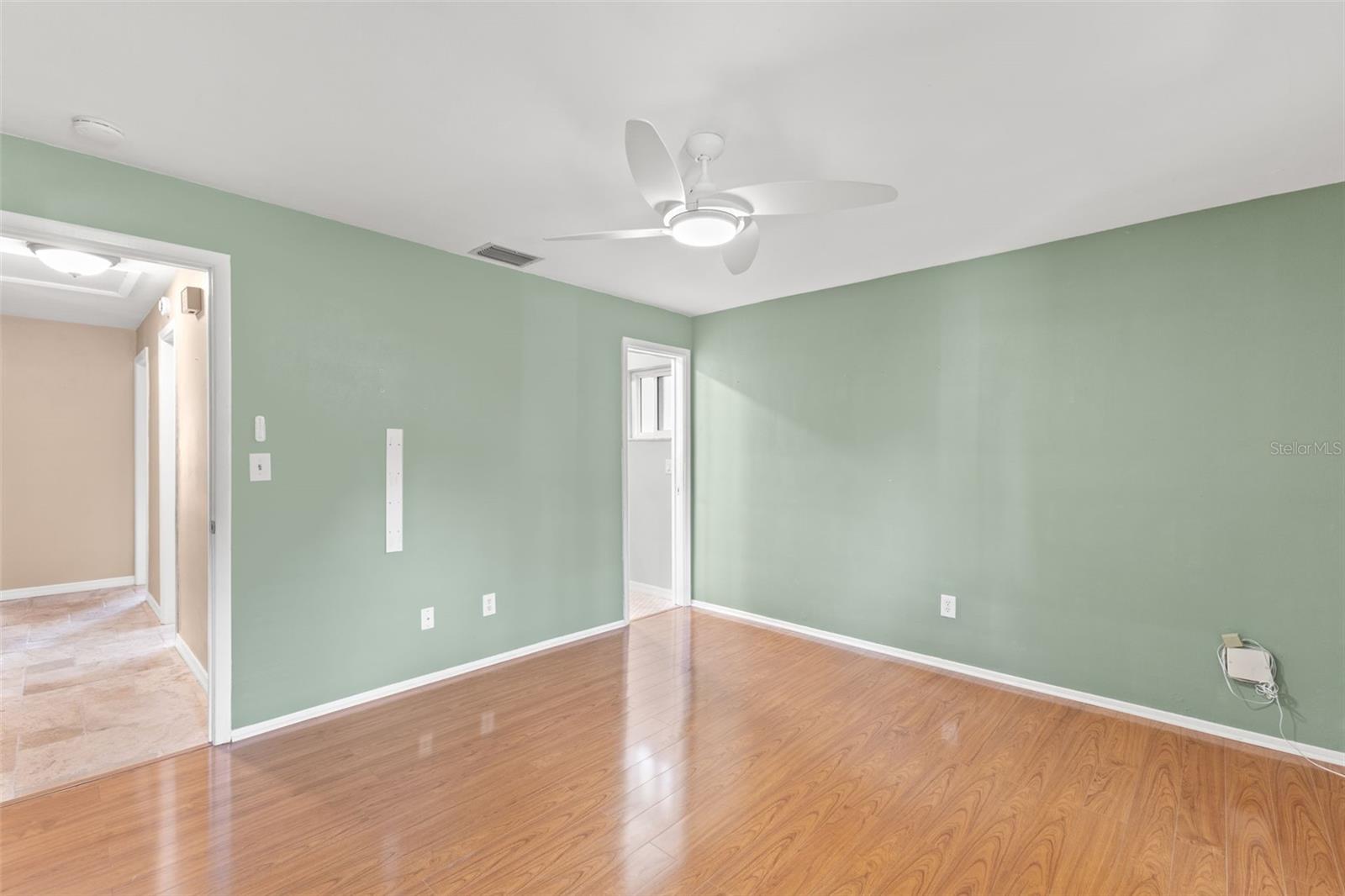 DEL ORO HEIGHTS - Residential