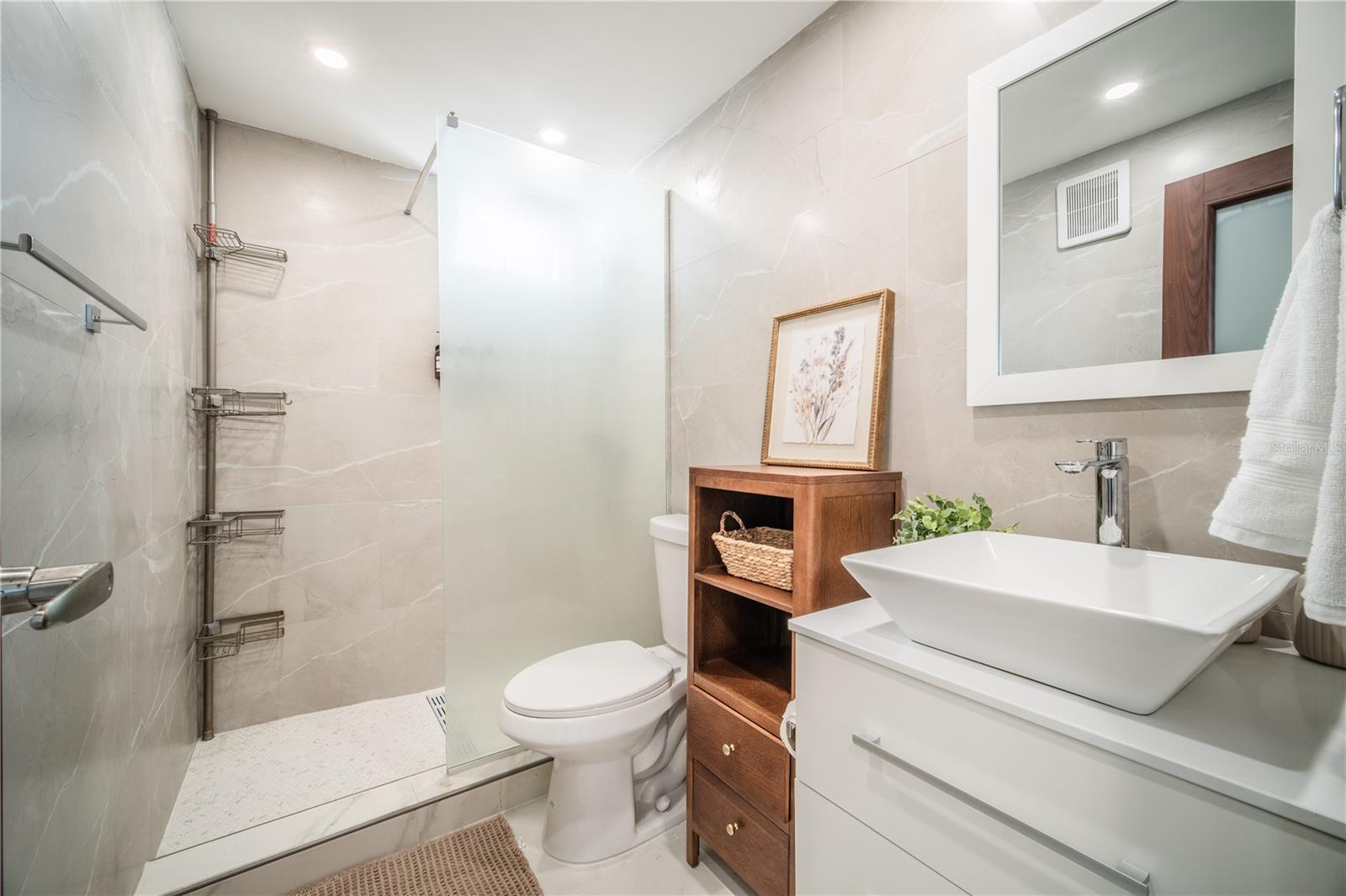 COND ISLETA MARINA - Residential