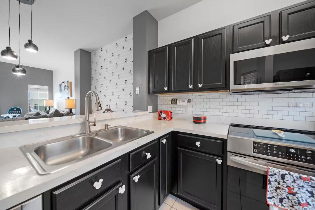 ENCANTADA PH 1 - Residential Lease