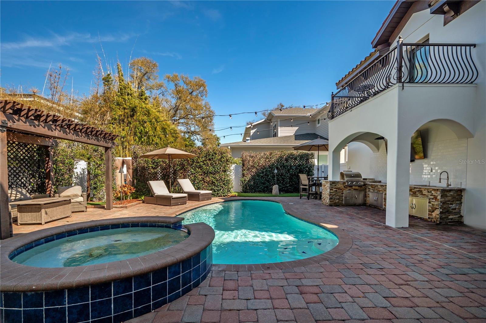 MARYLAND MANOR REV - Residential