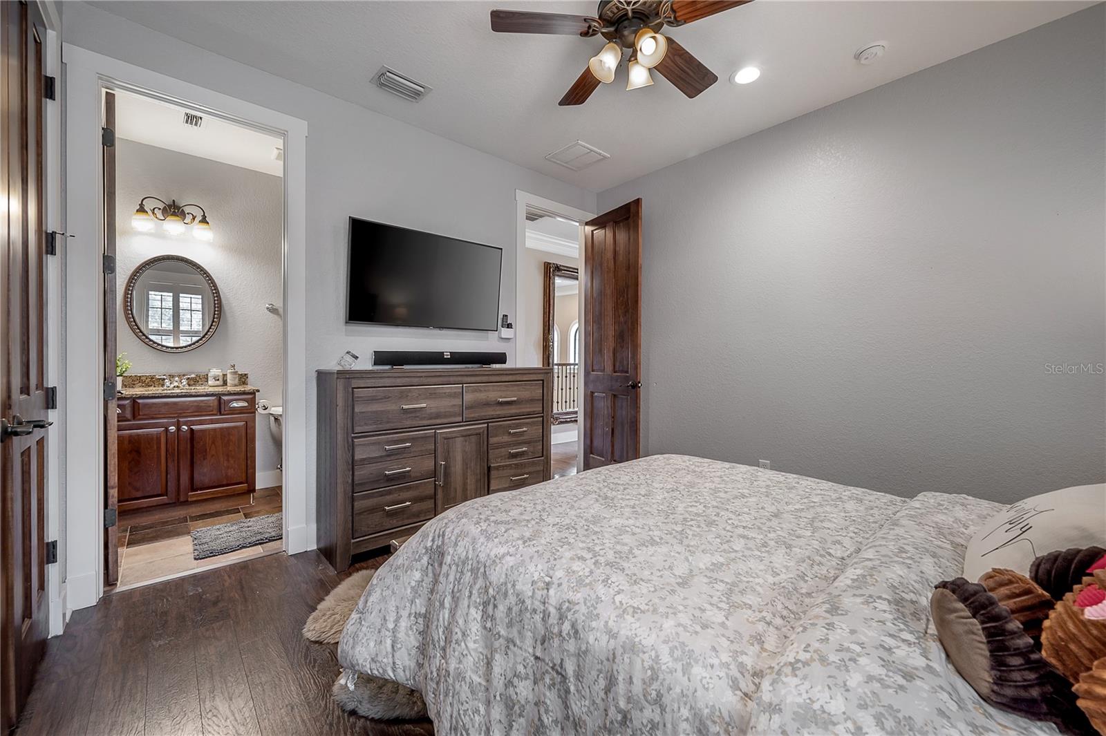 MARYLAND MANOR REV - Residential