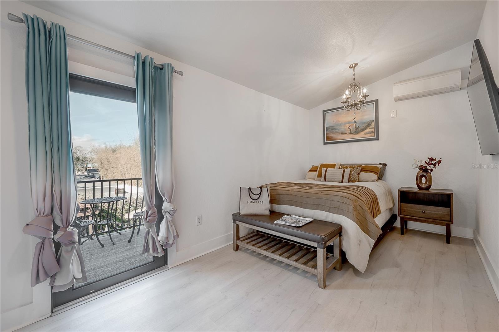 MARYLAND MANOR REV - Residential